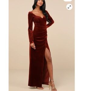 Elegant Velvet Long Sleeve Dress in Rich Brown